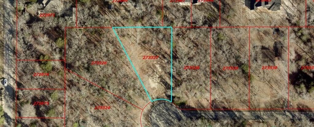0.42 acres in Henderson County - photo 4
