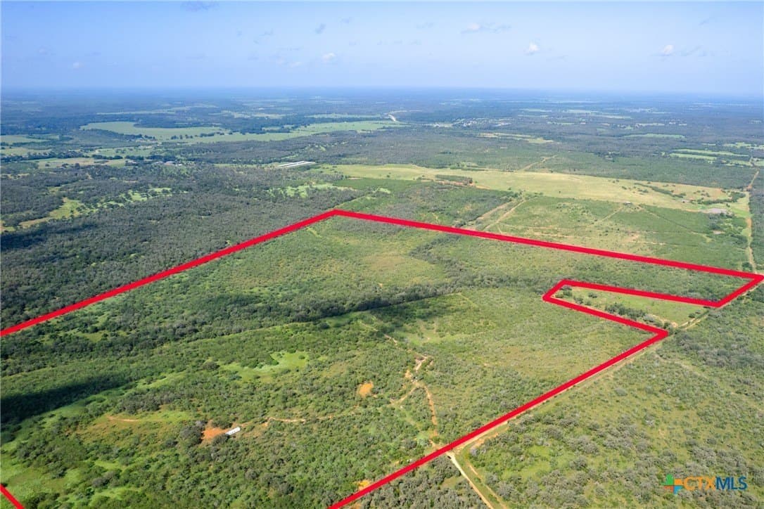 259 acres in Gonzales County - photo 38