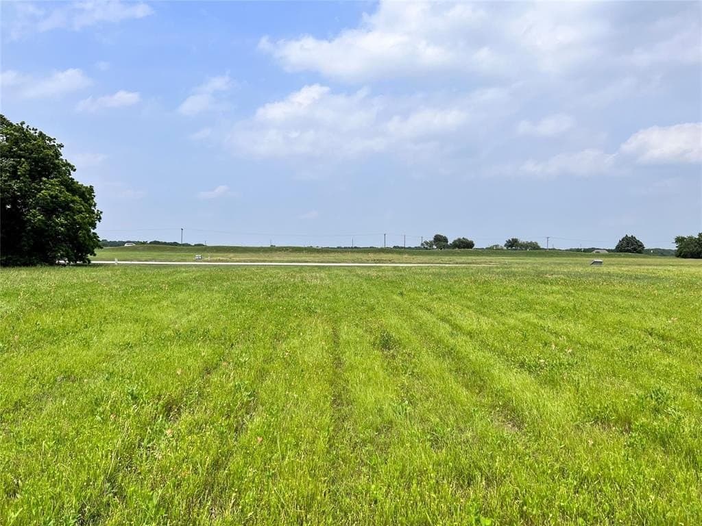 1.02 acres in Navarro County - photo 15