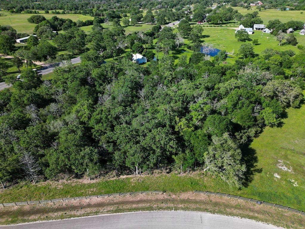 2.02 acres in Fayette County - photo 2