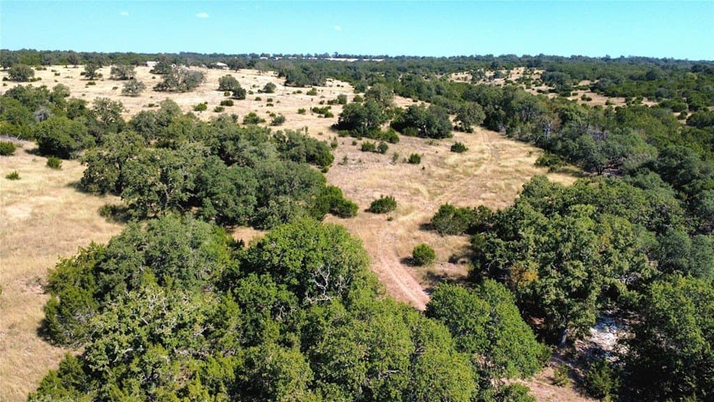 476 acres in Bandera County - photo 5