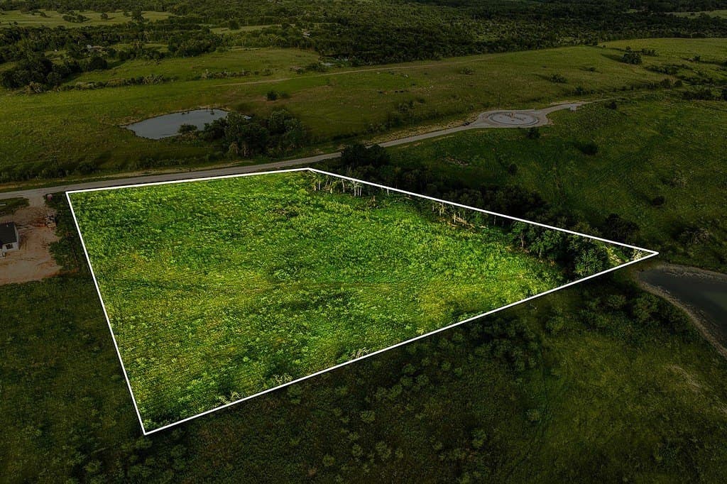 4.37 acres in Washington County - photo 2