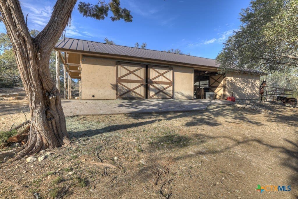 5.01 acres in Comal County - photo 5