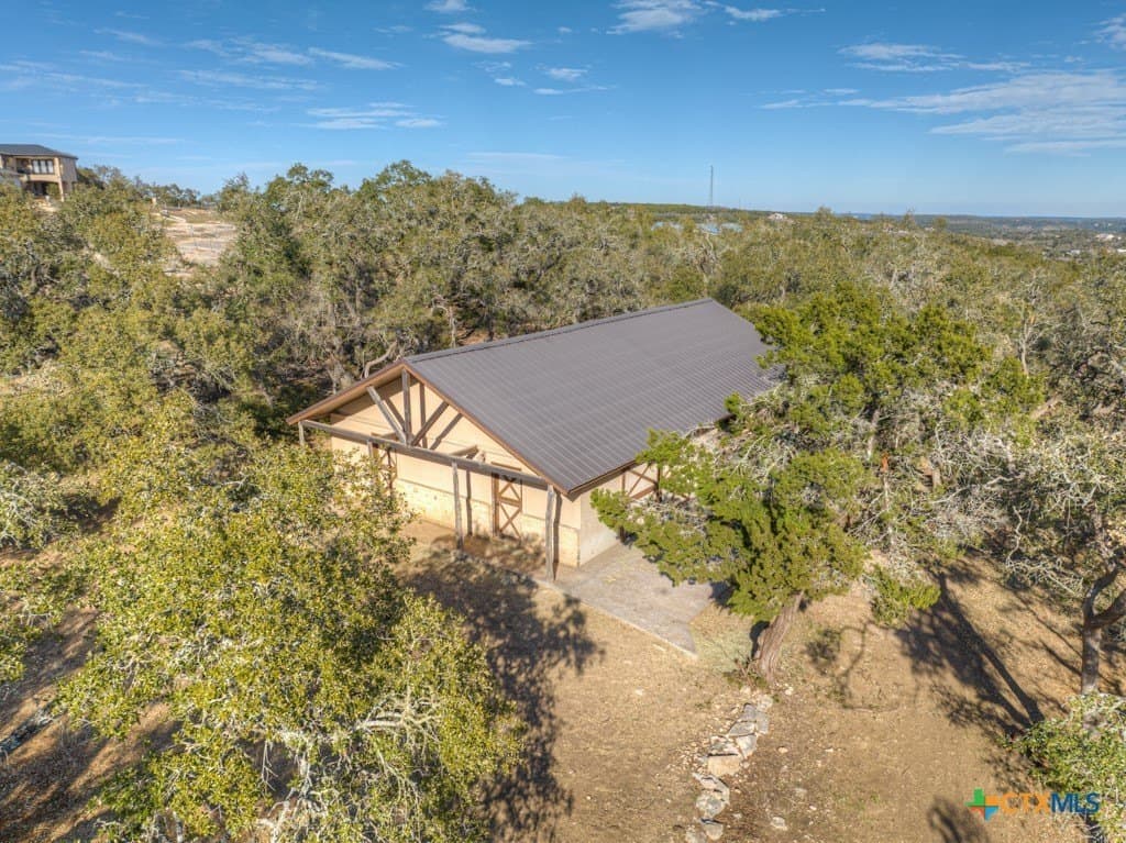 5.01 acres in Comal County - photo 4