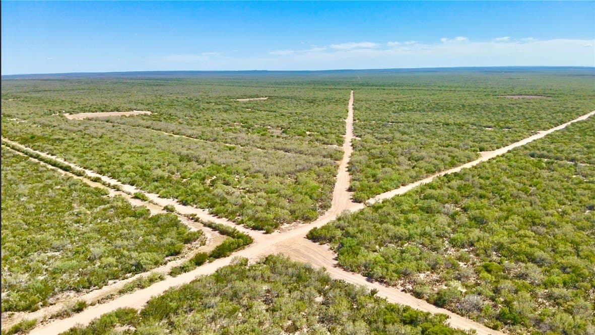 475.29 acres in Webb County - photo 8