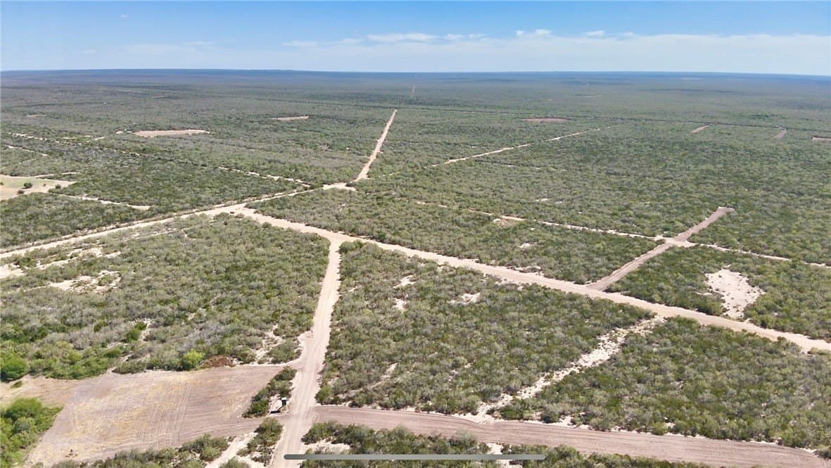 475.29 acres in Webb County - photo 2