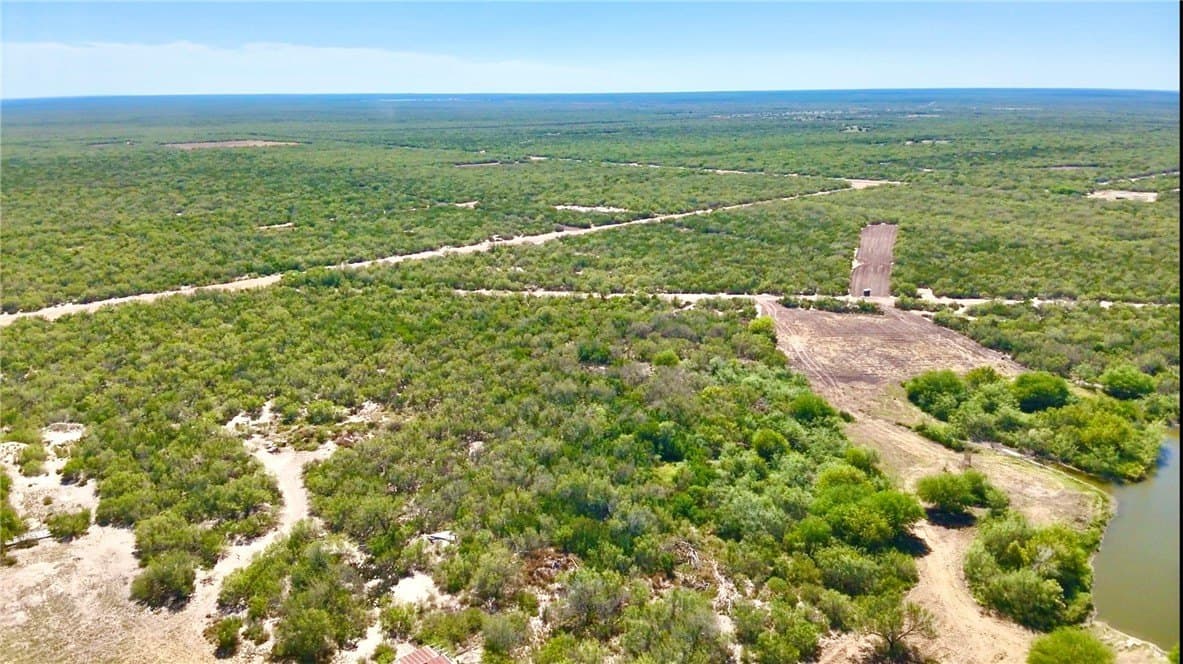 475.29 acres in Webb County - photo 6