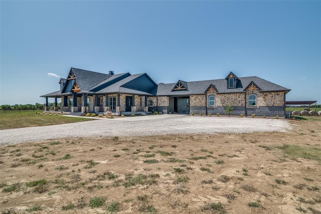 10 acres in Van Zandt County - photo 2