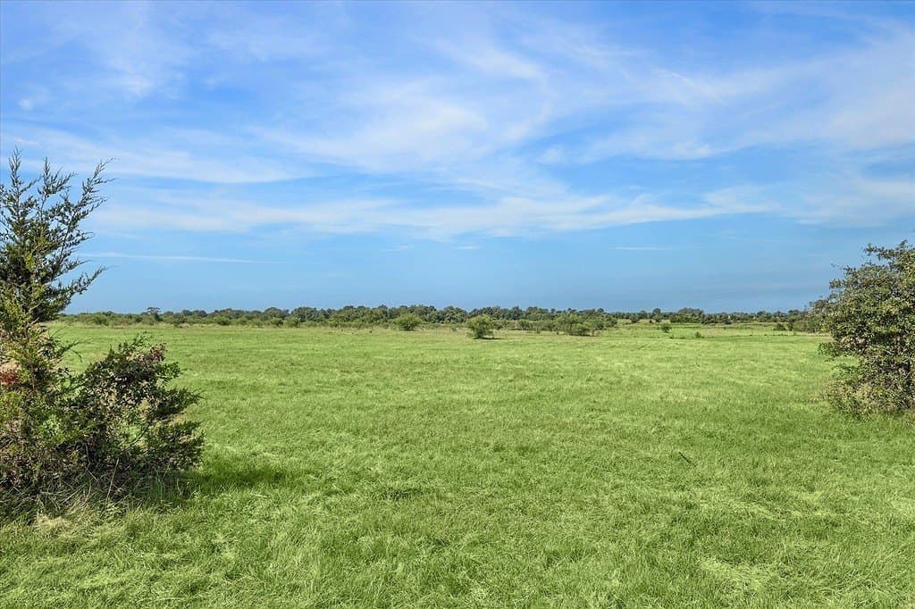 4.3 acres in Washington County - photo 4