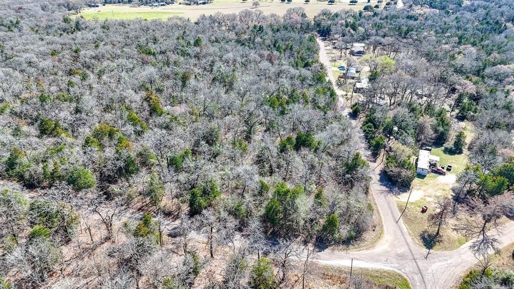 5.01 acres in Freestone County - photo 3