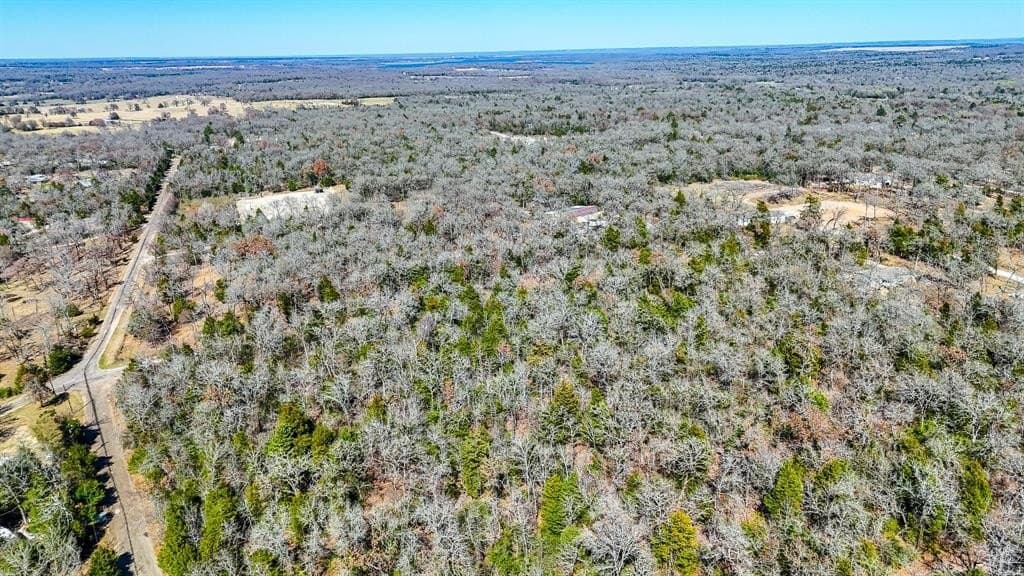 5.01 acres in Freestone County - photo 6