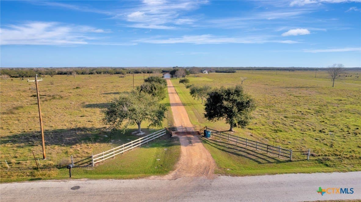 22.07 acres in Victoria County - photo 29