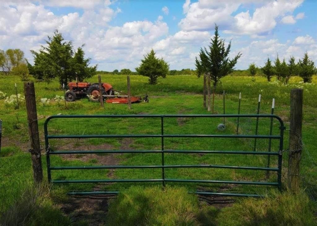 10.04 acres in Lamar County - photo 3