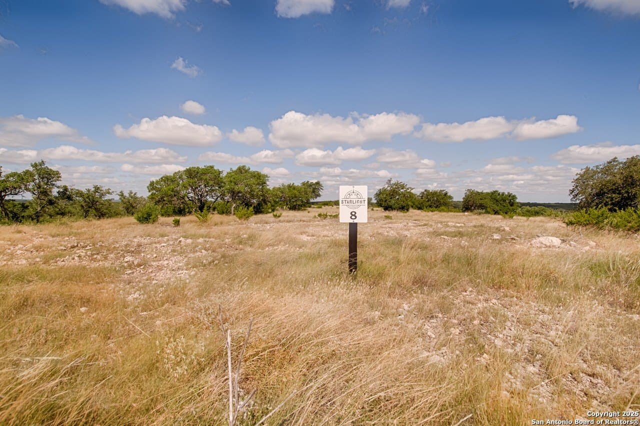 Orion Way lot: 8