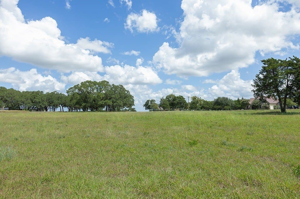 5 acres in Fayette County - photo 9
