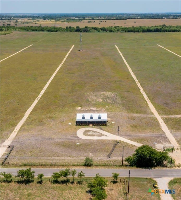 10.01 acres in Guadalupe County - photo 7