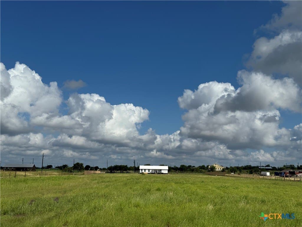 10.01 acres in Guadalupe County - photo 16
