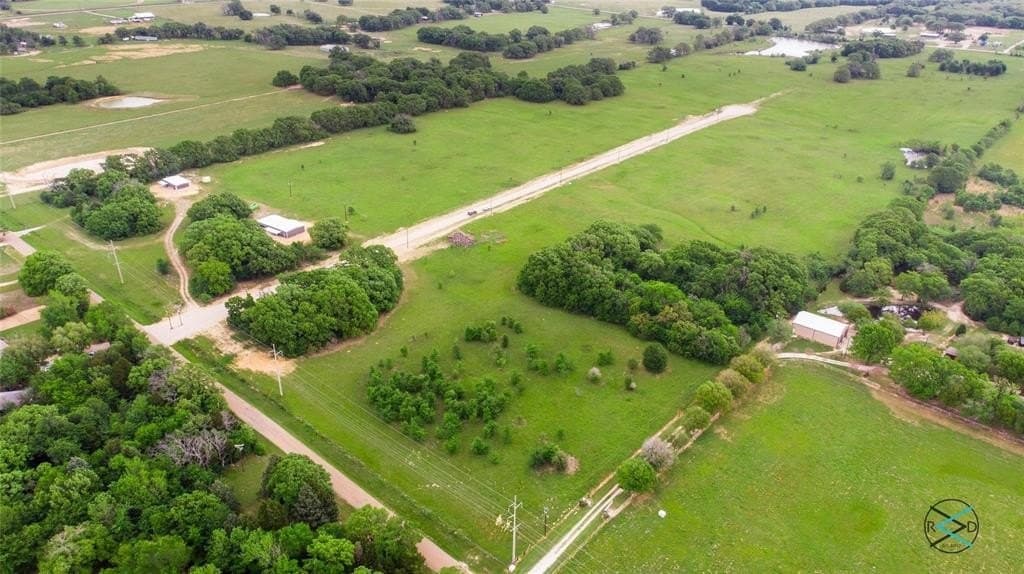 5.51 acres in Henderson County - photo 3