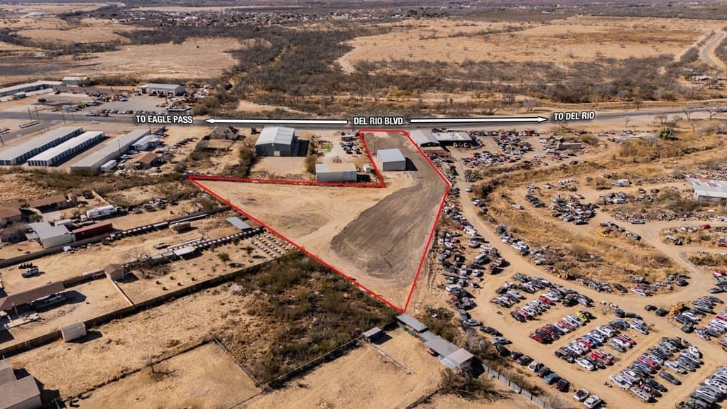 130,680 acres in Maverick County - photo 16