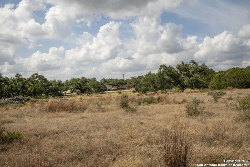 5 acres in Comal County - photo 27