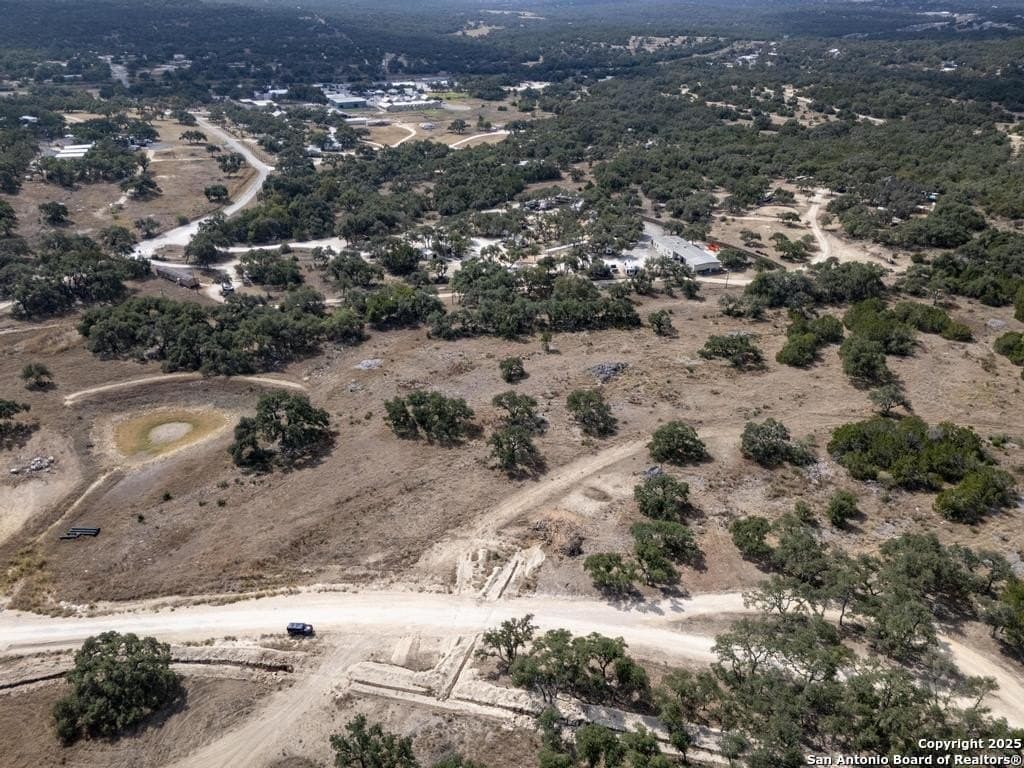 5 acres in Comal County - photo 5