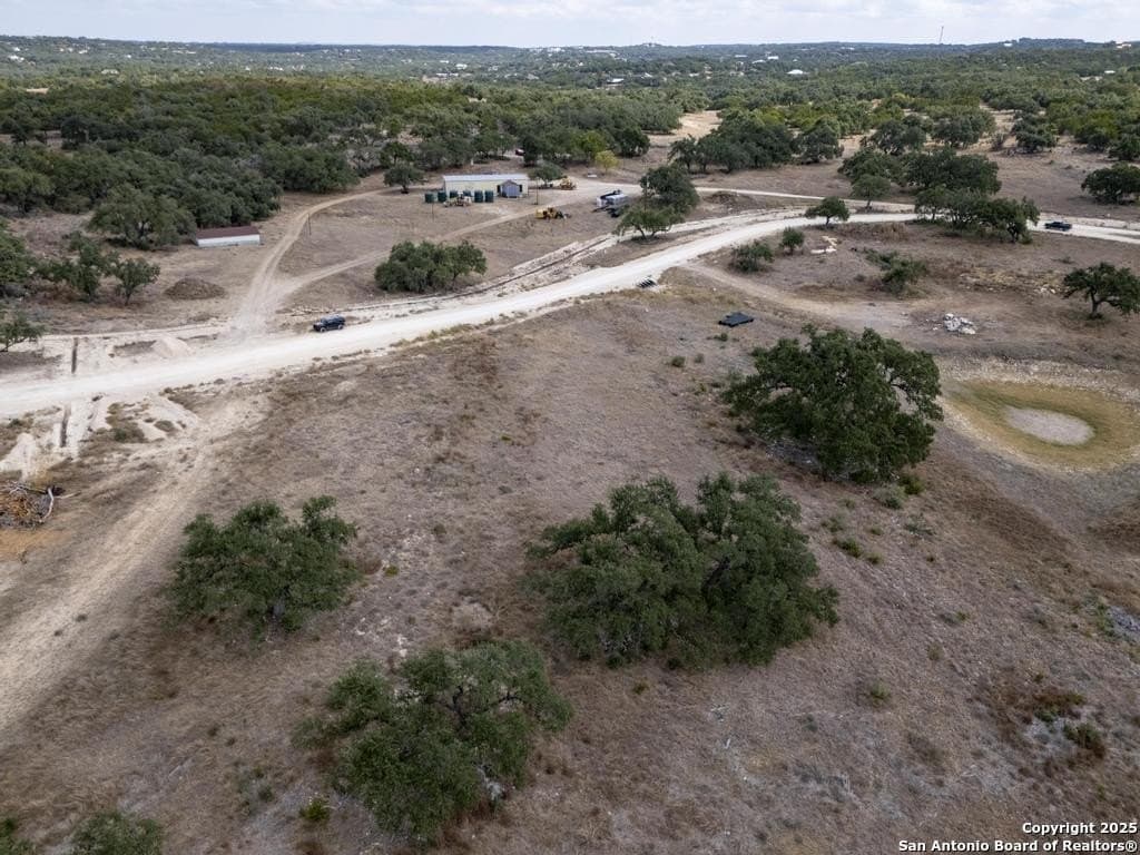5 acres in Comal County - photo 13