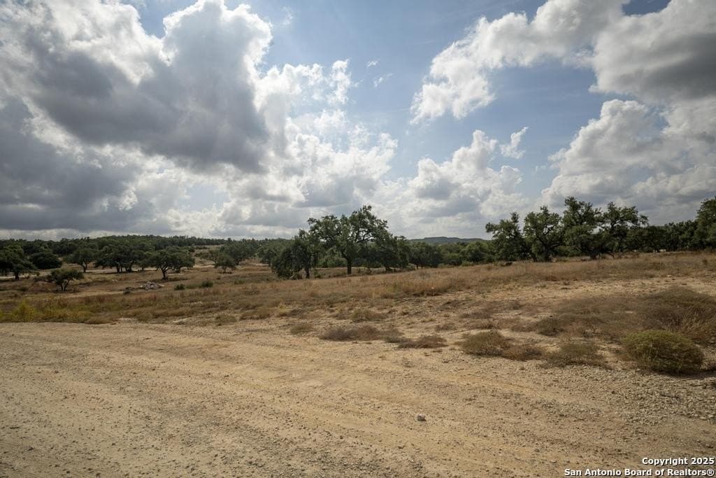 5 acres in Comal County - photo 20