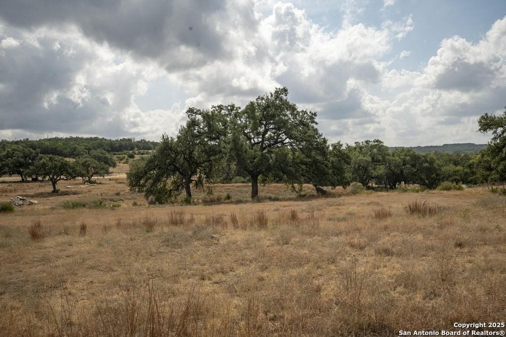 5 acres in Comal County - photo 23