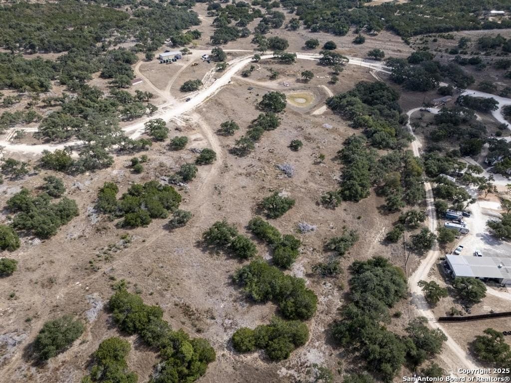 5 acres in Comal County - photo 6