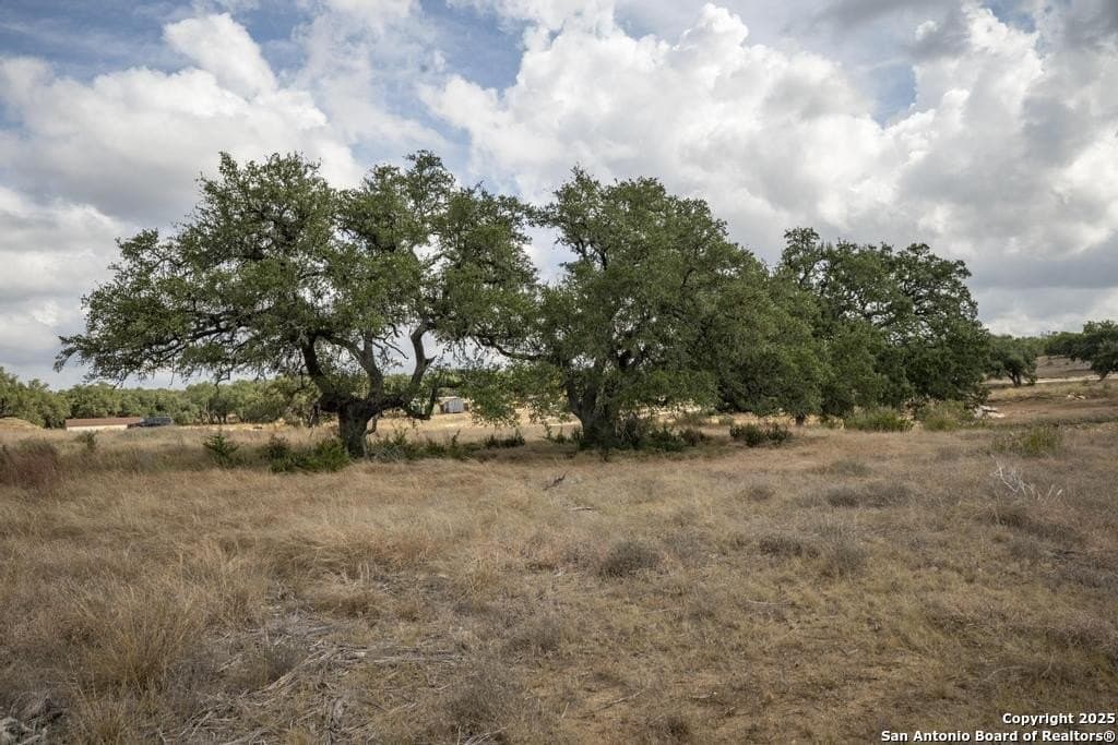 5 acres in Comal County - photo 37