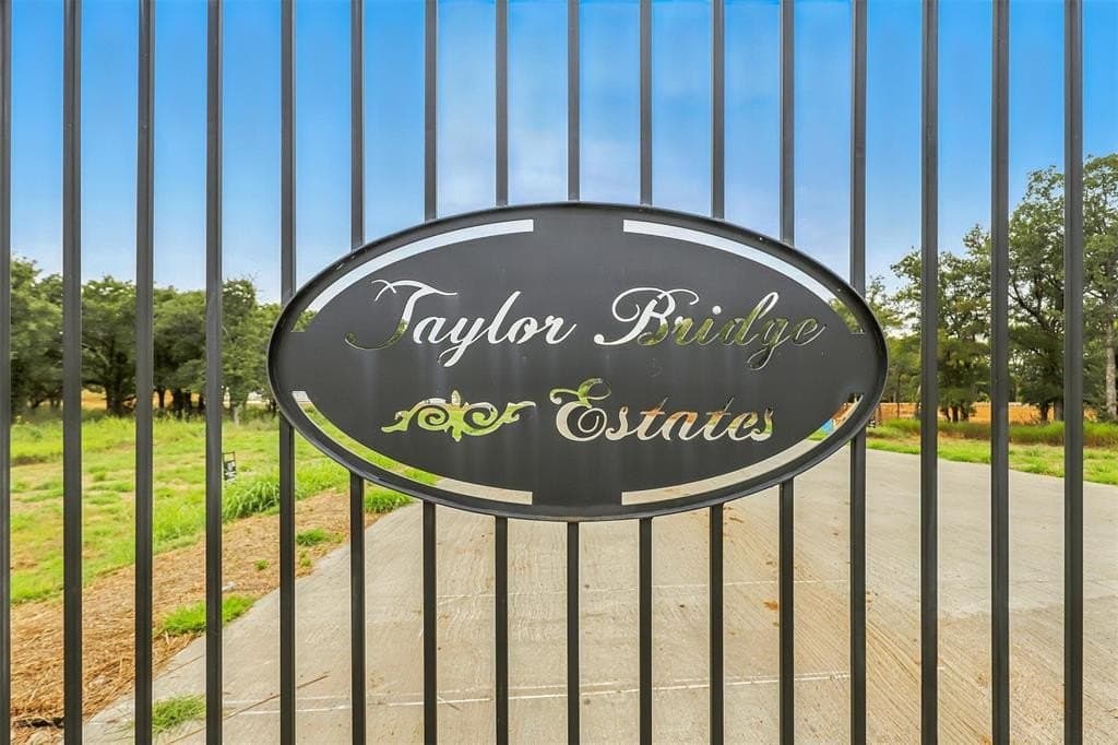 1.27 acres in Johnson County - photo 2