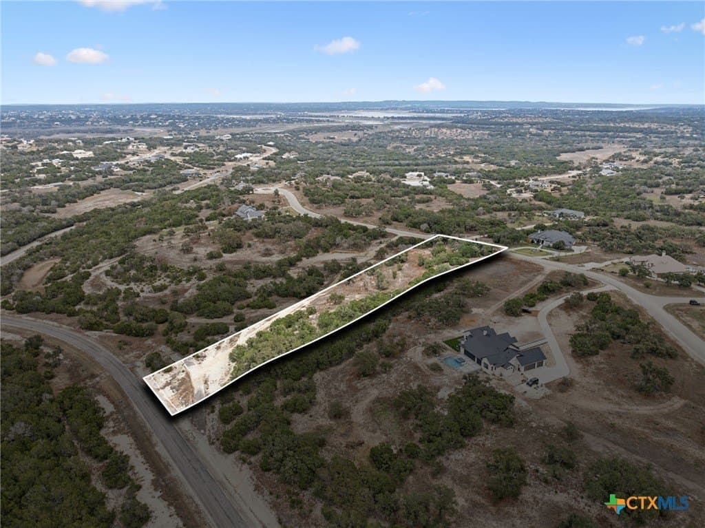 2.36 acres in Comal County - photo 2