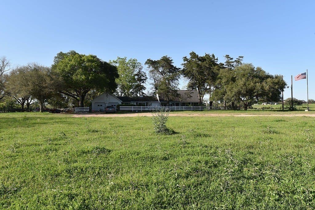 53.56 acres in Fayette County - photo 7