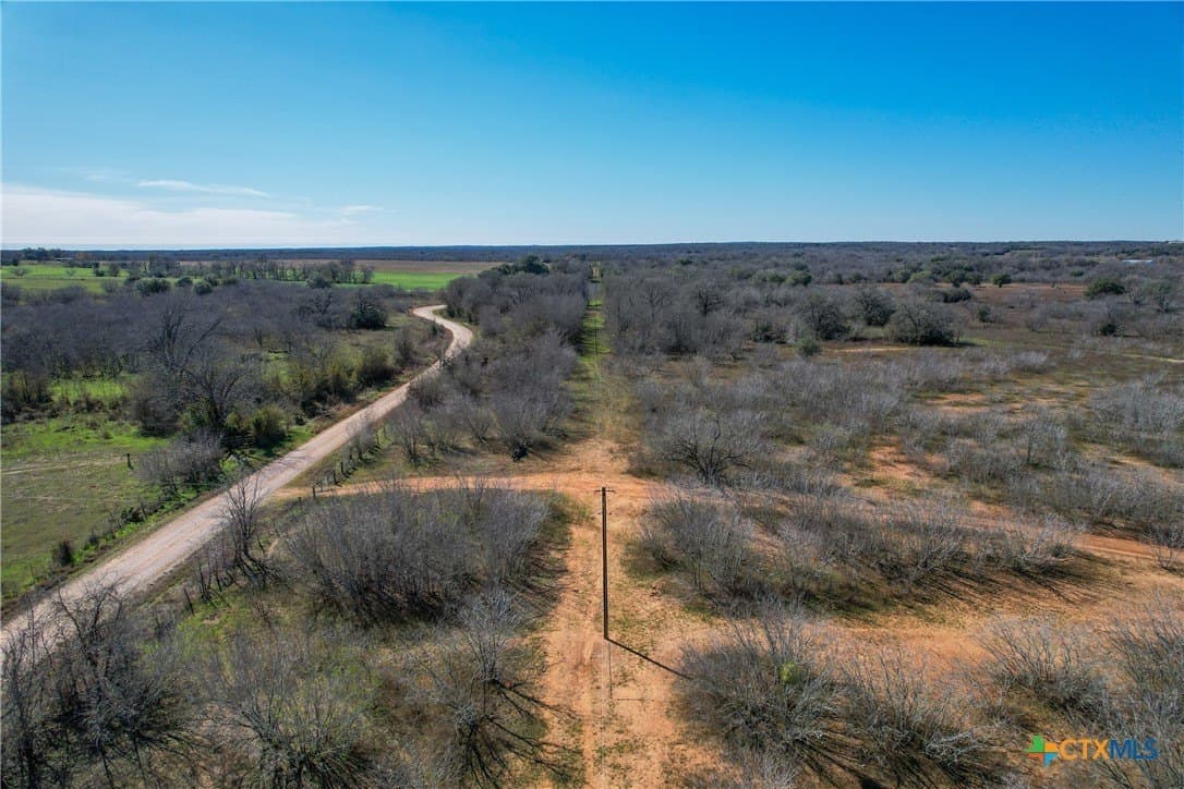 22.29 acres in Gonzales County - photo 15