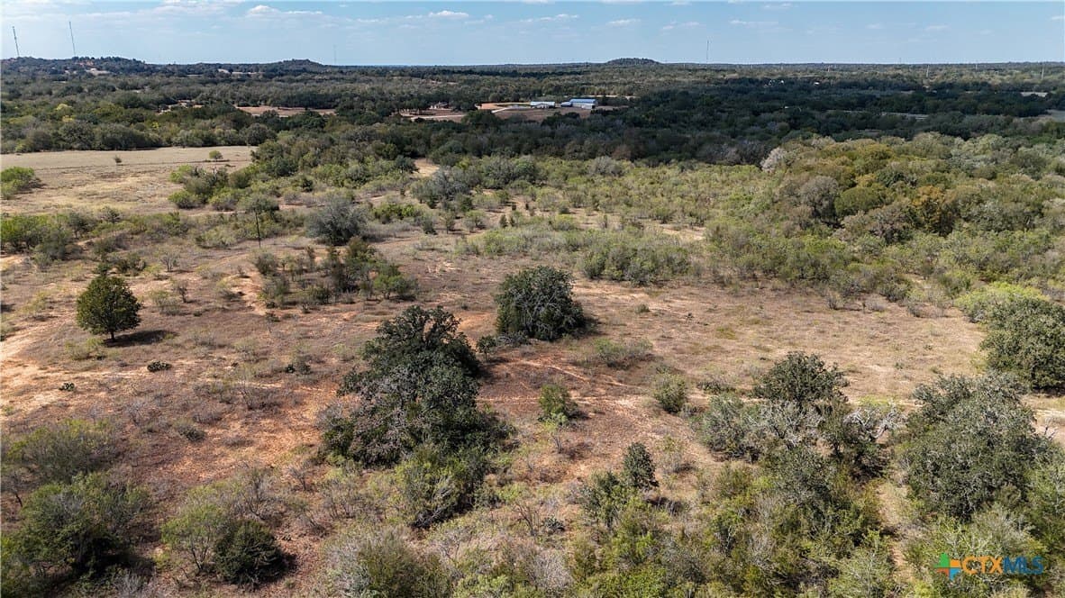 22.29 acres in Gonzales County - photo 9