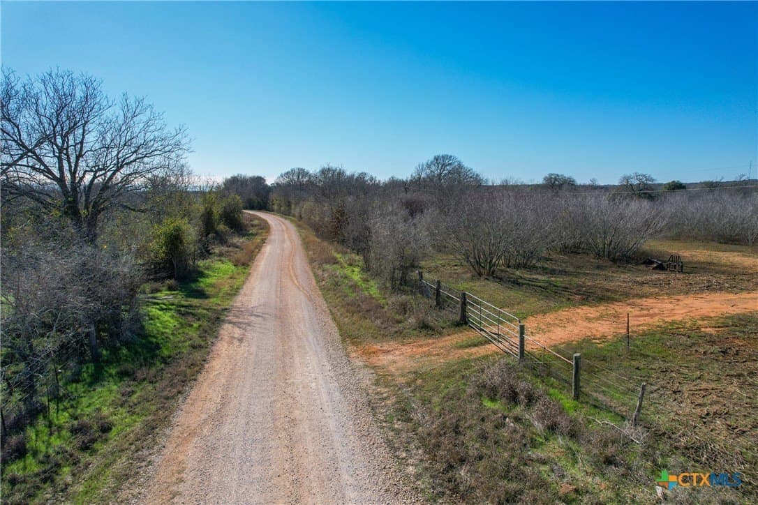 22.29 acres in Gonzales County - photo 22