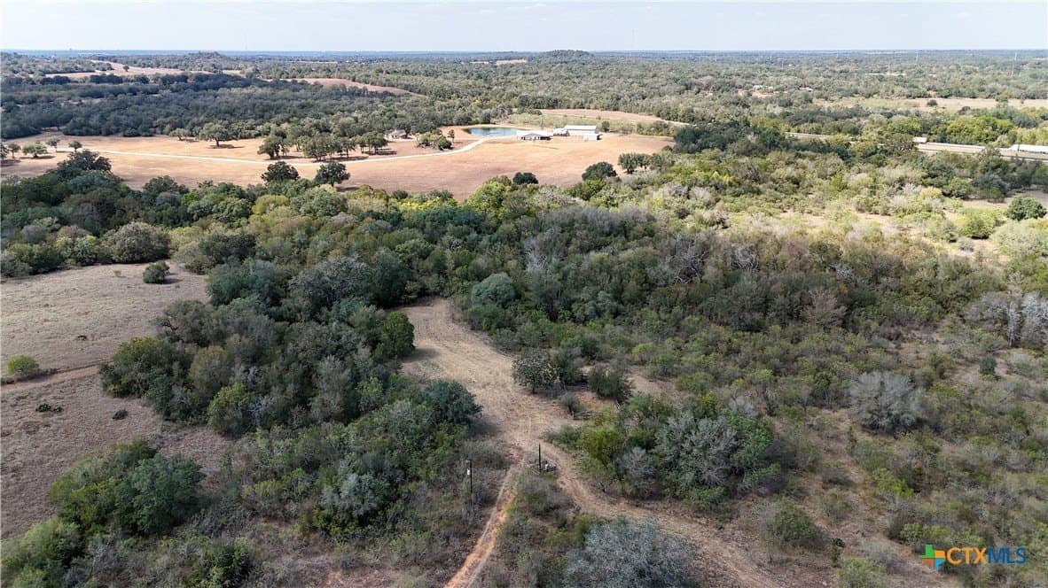 22.29 acres in Gonzales County - photo 12