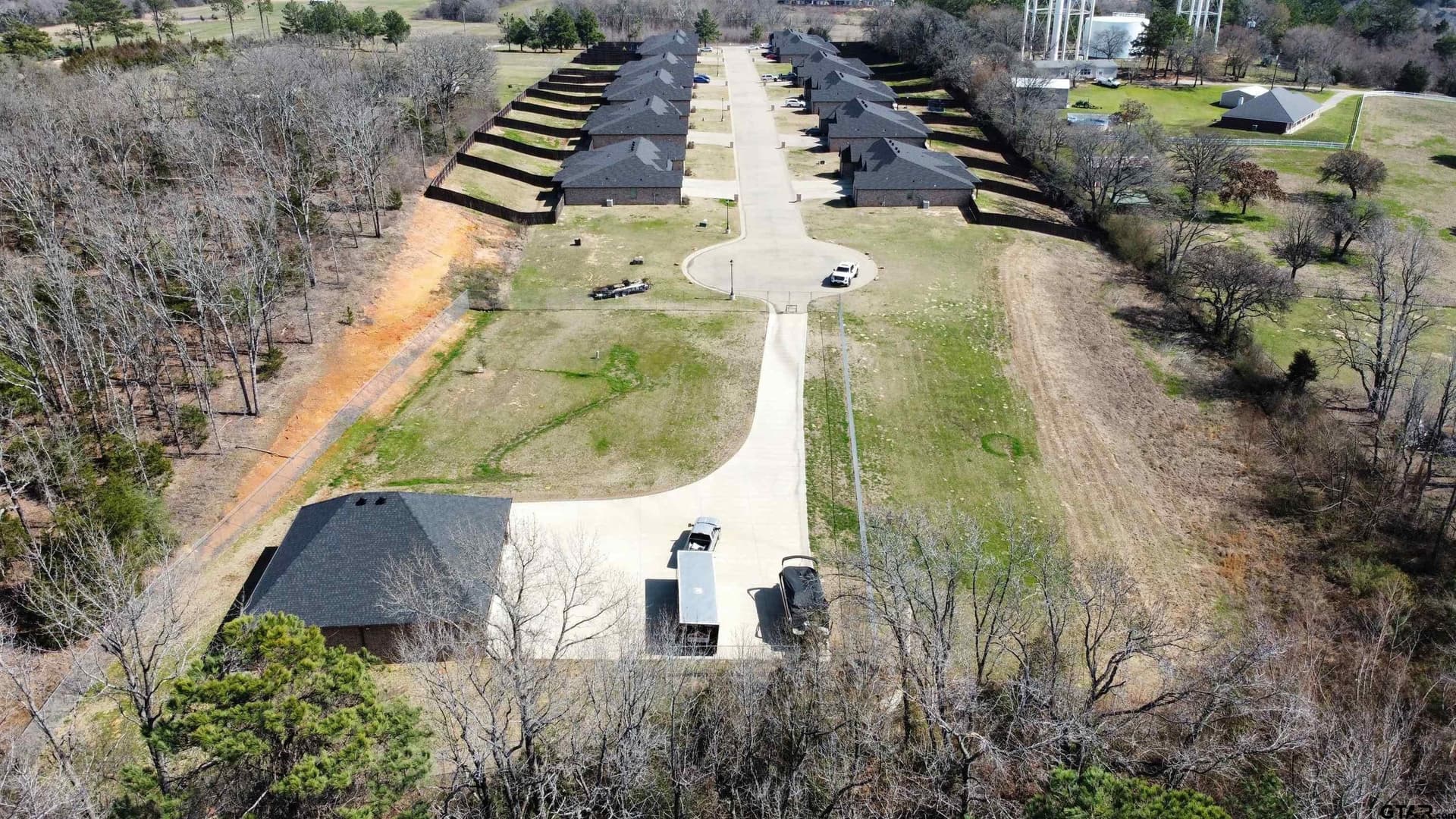 10 acres in Smith County - photo 2