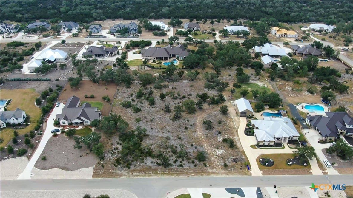 2 acres in Comal County - photo 3
