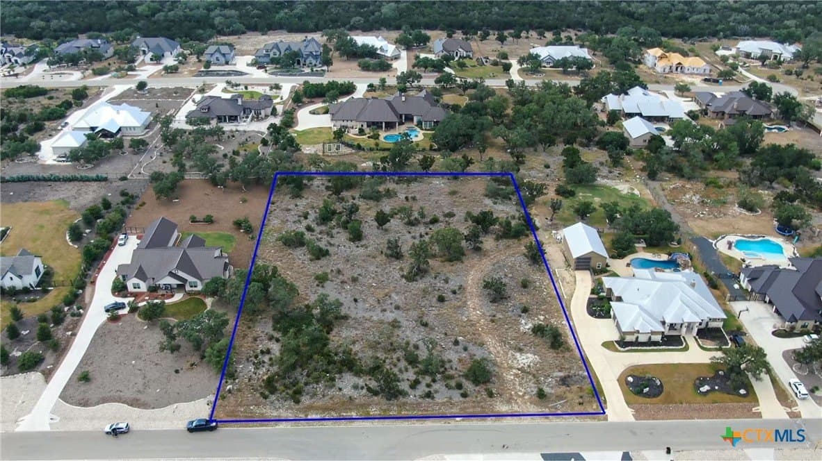 2 acres in Comal County - photo 4