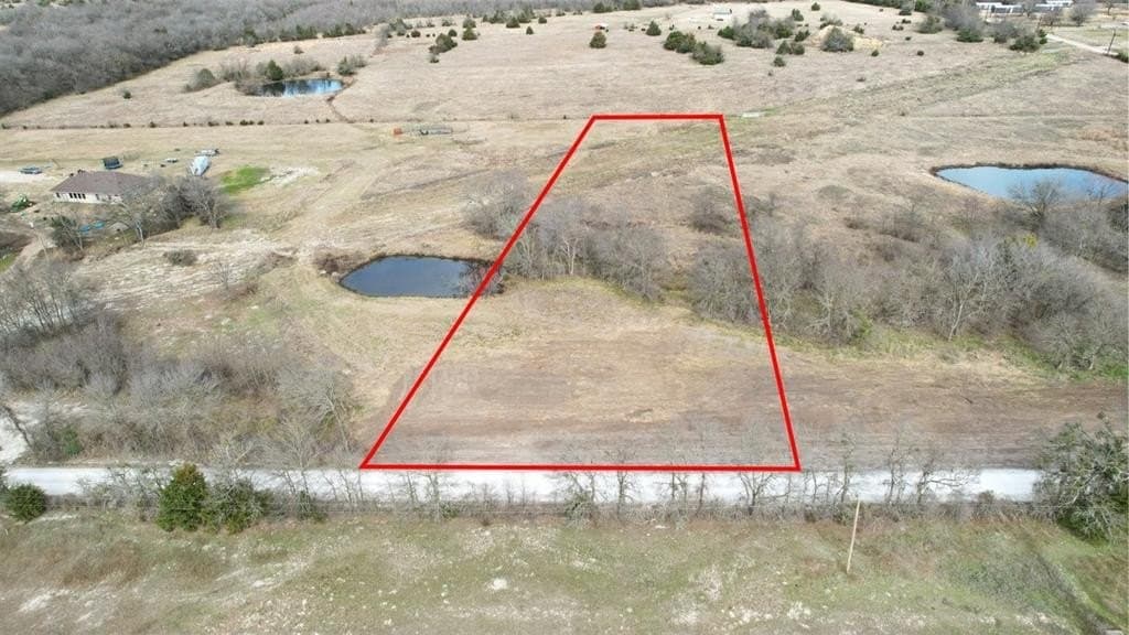 1.75 acres in Hunt County - photo 10