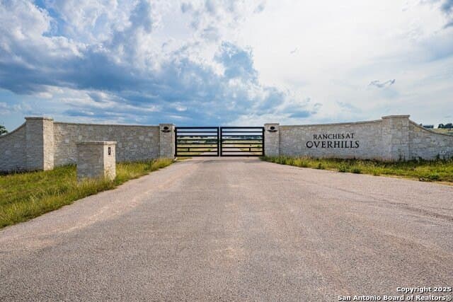10.06 acres in Gillespie County - photo 23