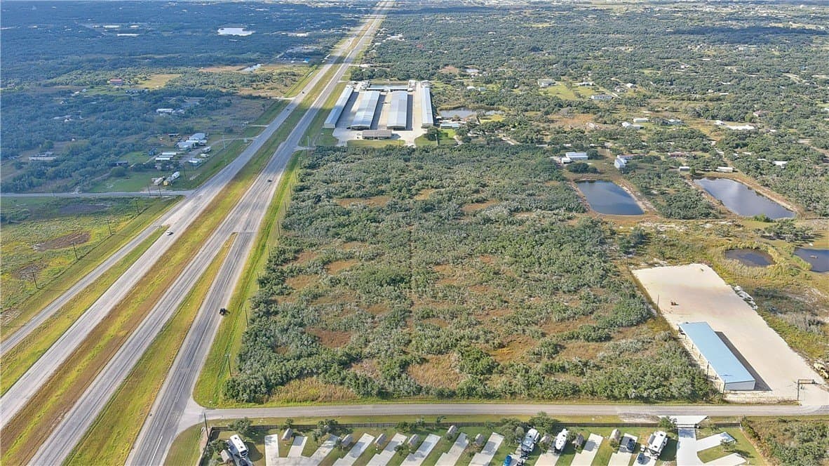 2602 SH 35 Bypass lot: 1