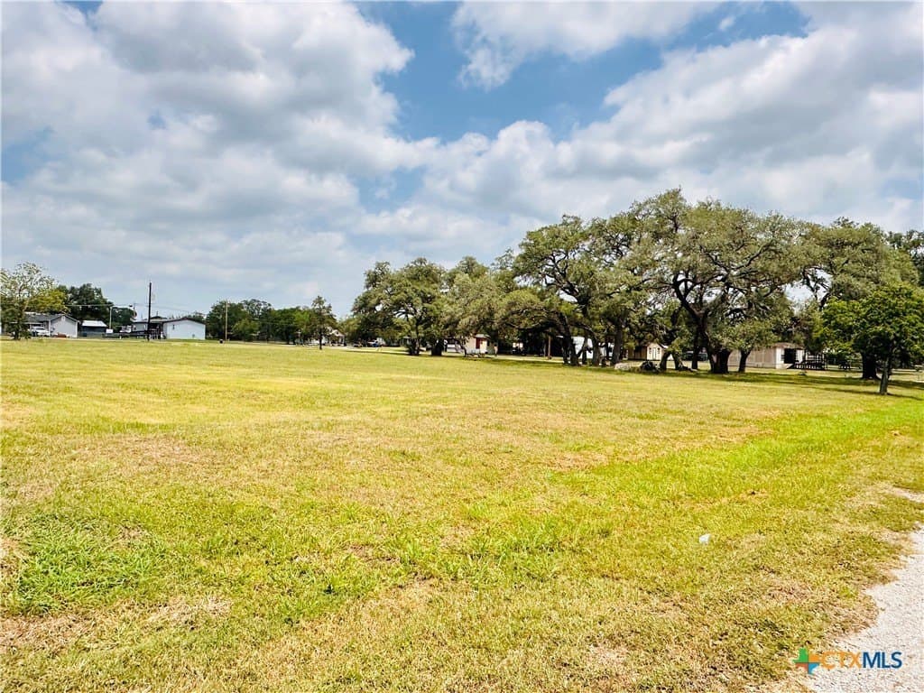 1.84 acres in Lavaca County - photo 2