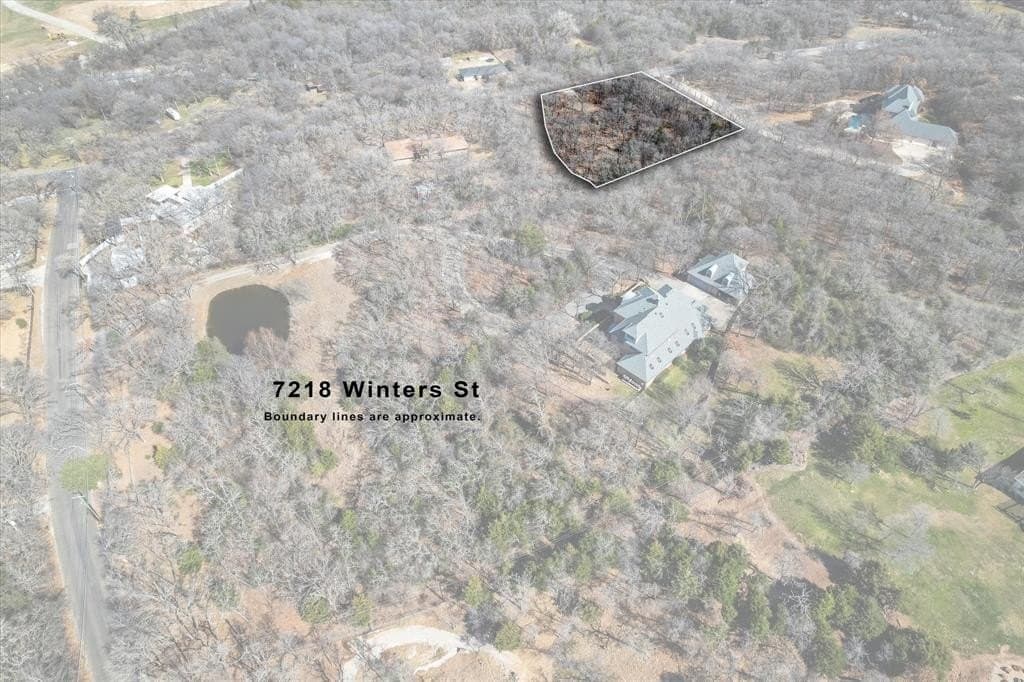 1.21 acres in Tarrant County - photo 2
