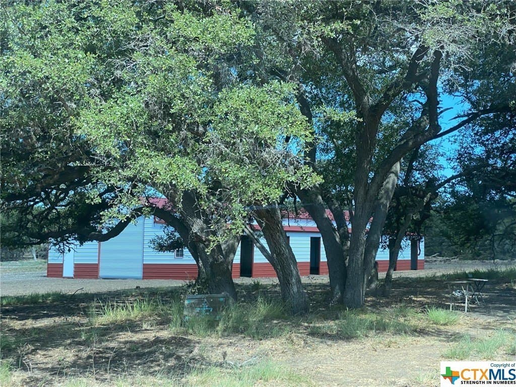 32.36 acres in Comal County - photo 5