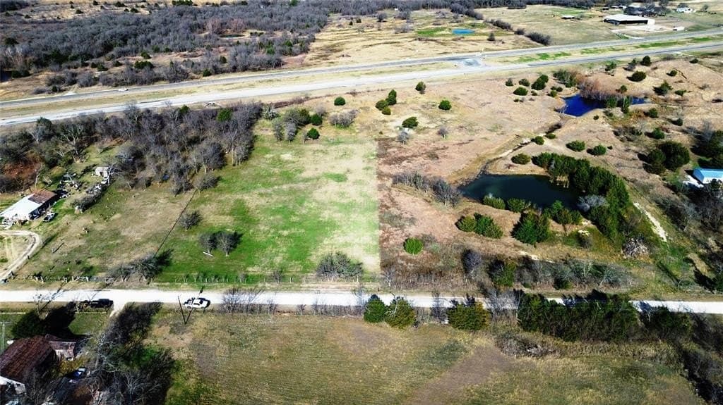 1 acres in Hill County - photo 8