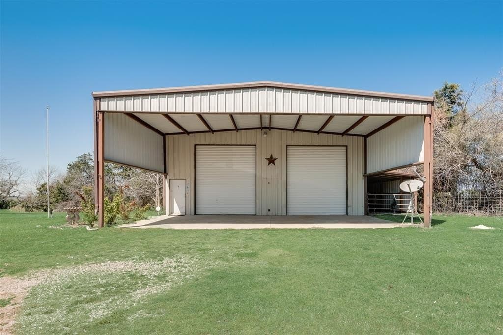 10.98 acres in Kaufman County - photo 4