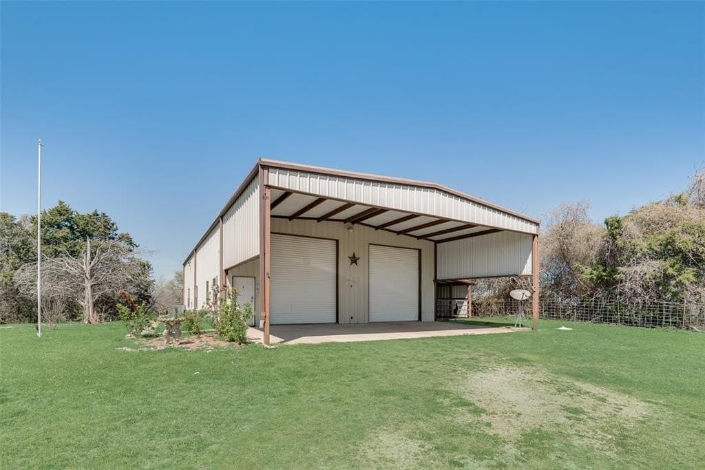 10.98 acres in Kaufman County - photo 3