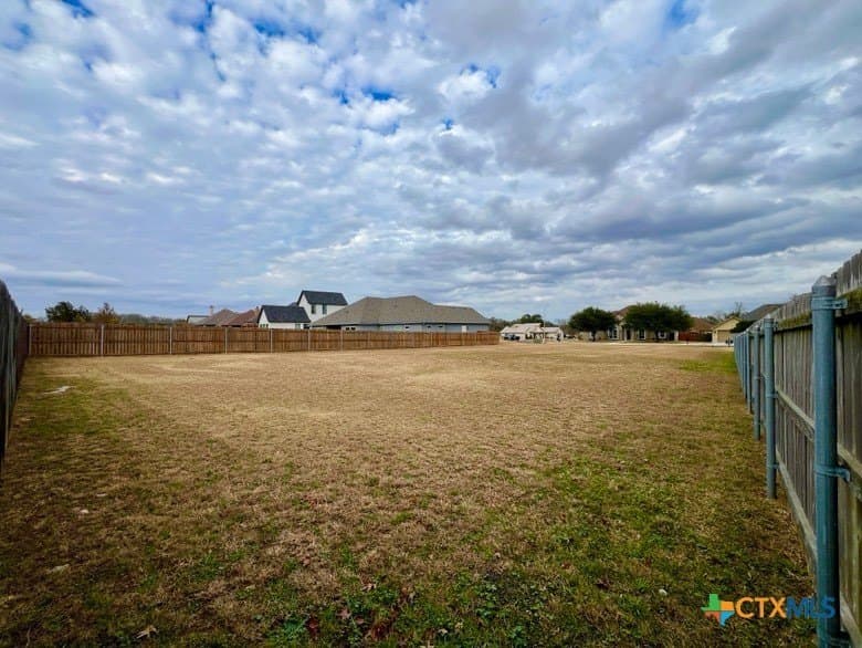 0.4 acres in Guadalupe County - photo 3